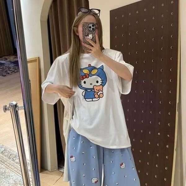 Short Sleeved Hello Kitty Prin - Street Fashion Designers recension och pris