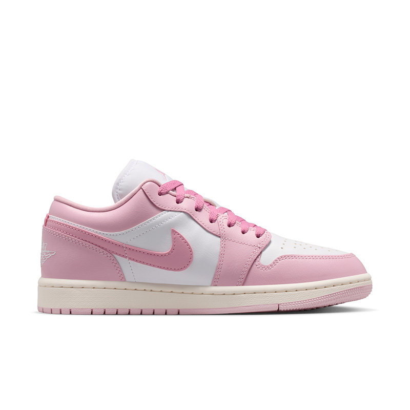 Nike DC0774‑607 Women Low Top  - Street Fashion Nike recension och pris